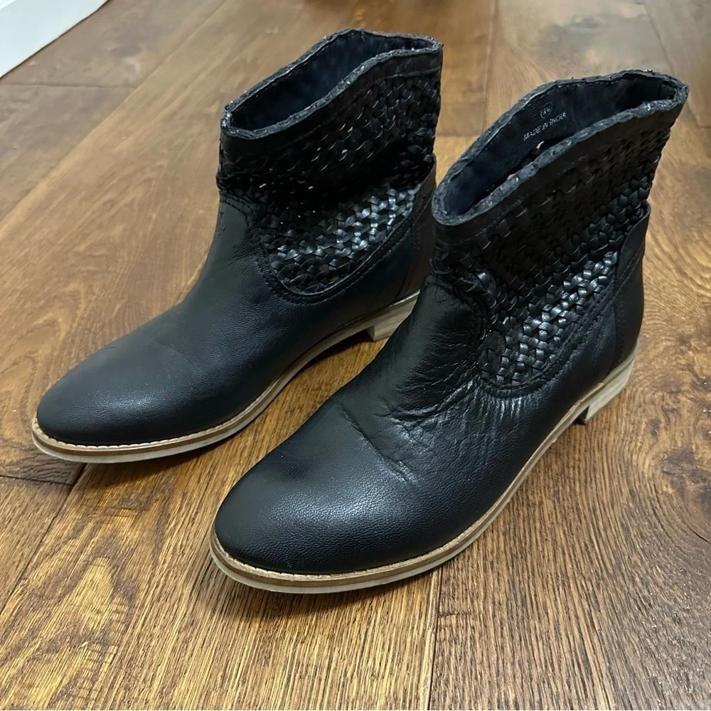 Seychelles x Revolve Knock at the Door Bootie Black Leather 8.5 - Anthropologie